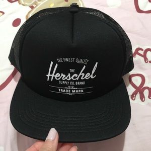 Herschel Whaler Marsh SnapBack cap
